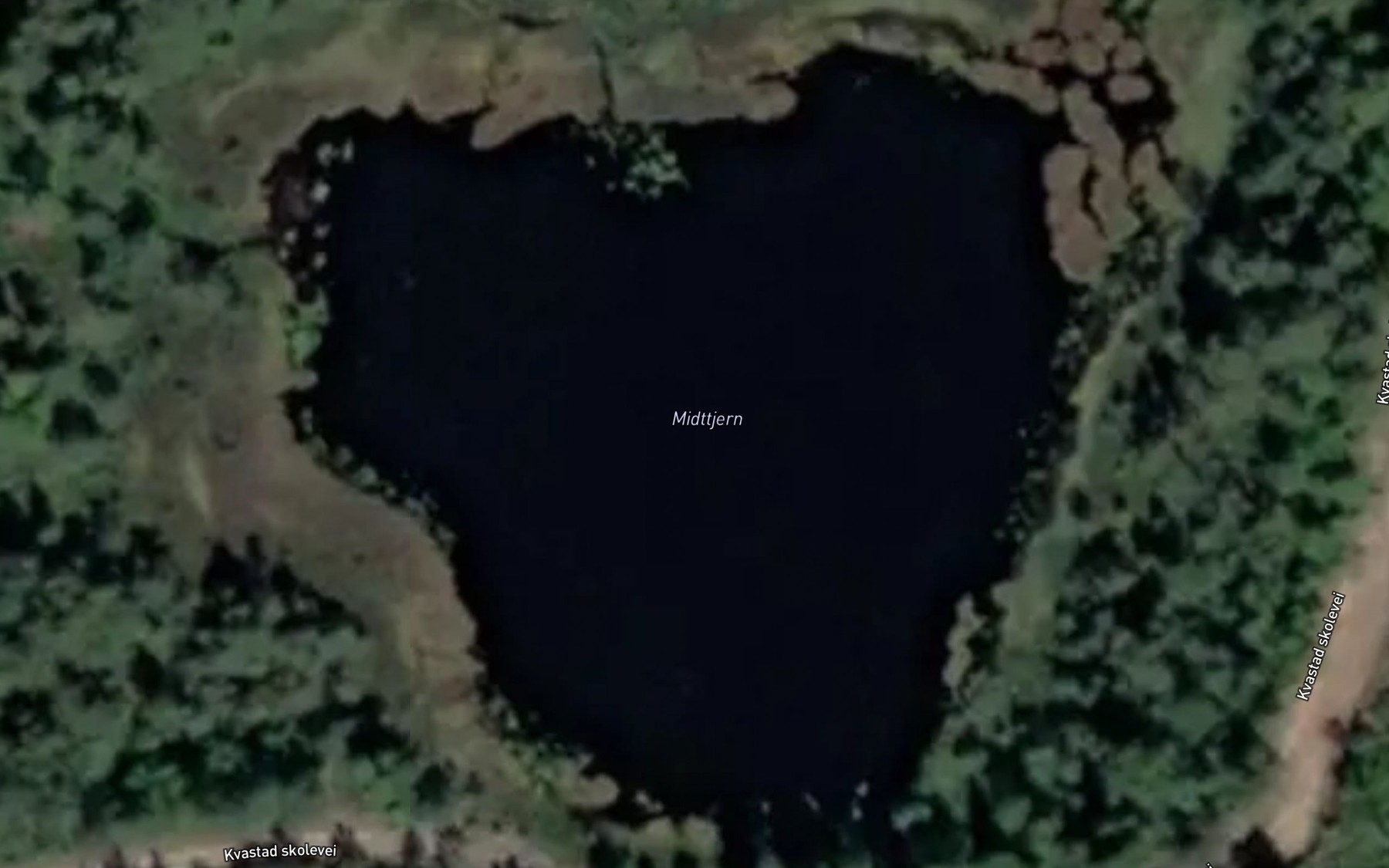Satellite map of the Midttjern