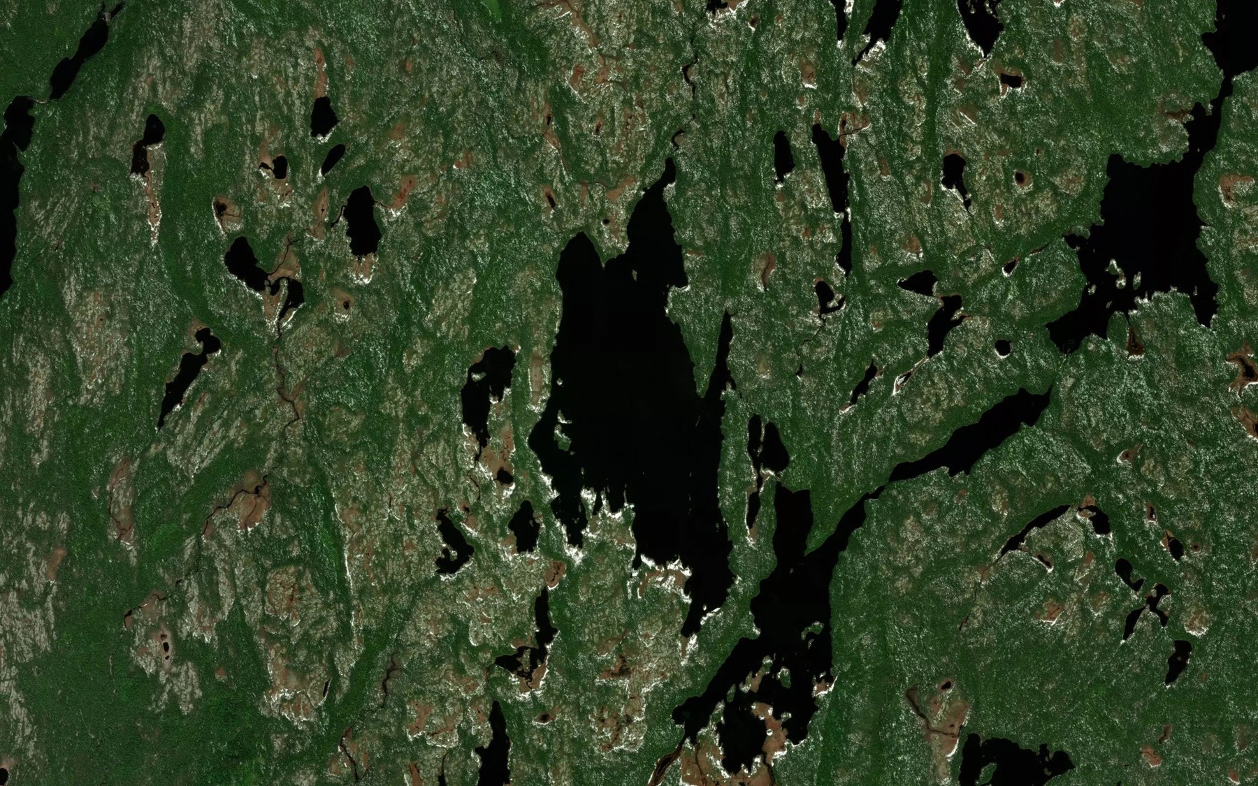 Satellite map of the Lac Pahtshukutakueu