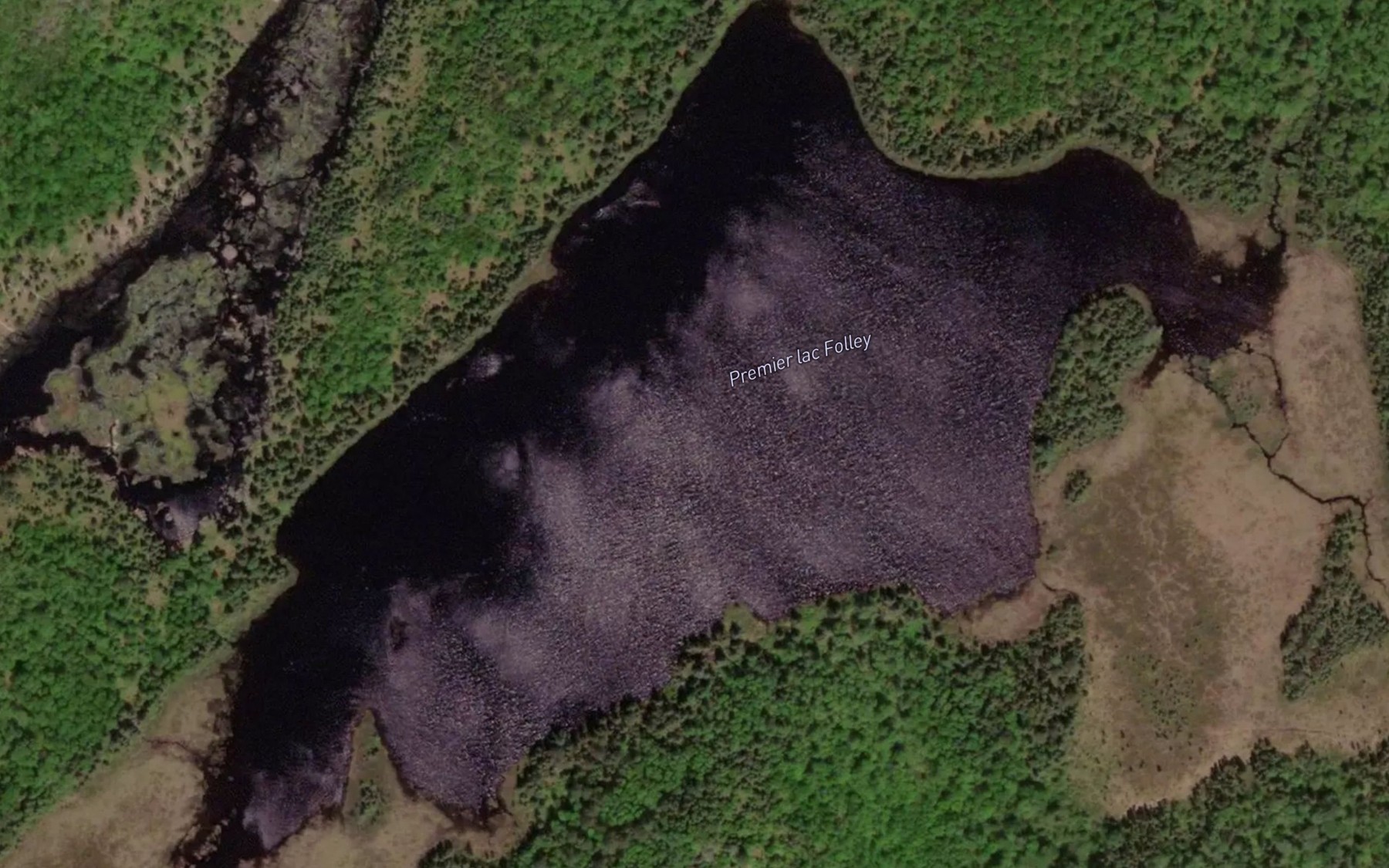 Satellite map of the Premier lac Folley