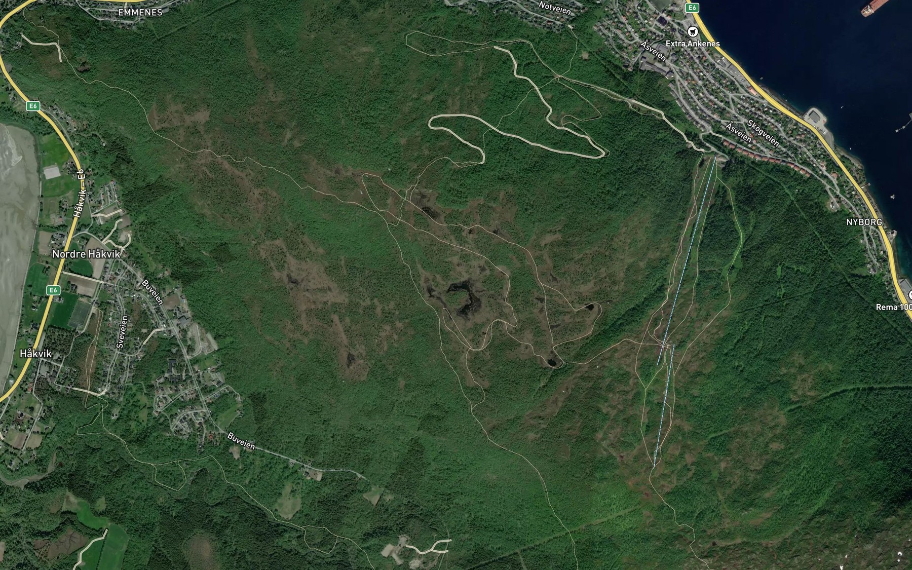 Satellite map of the Lomtjonna