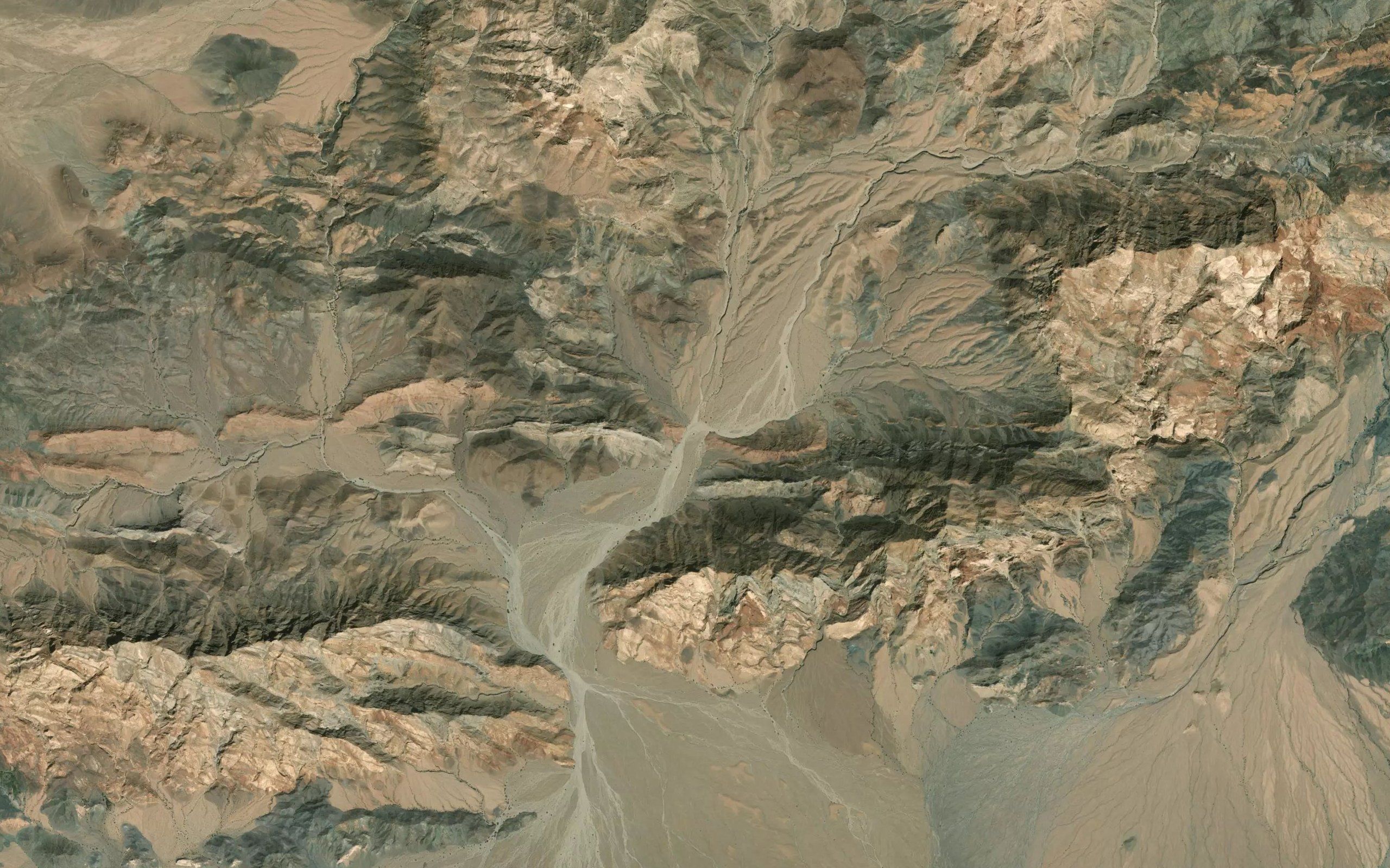 Dahaneh-ye Zanjil Aviz