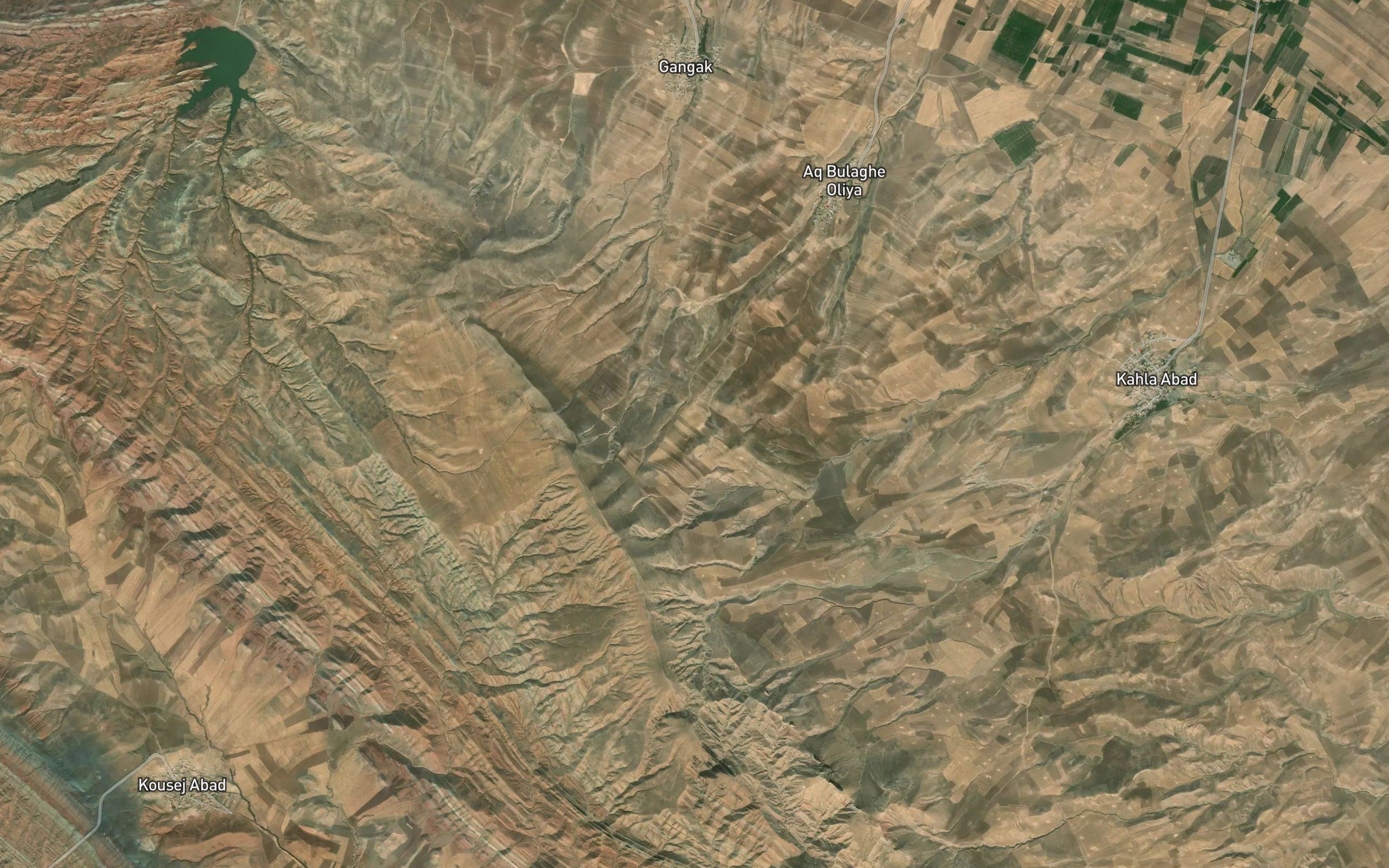Cheshmeh-ye Chenakh Bolagh