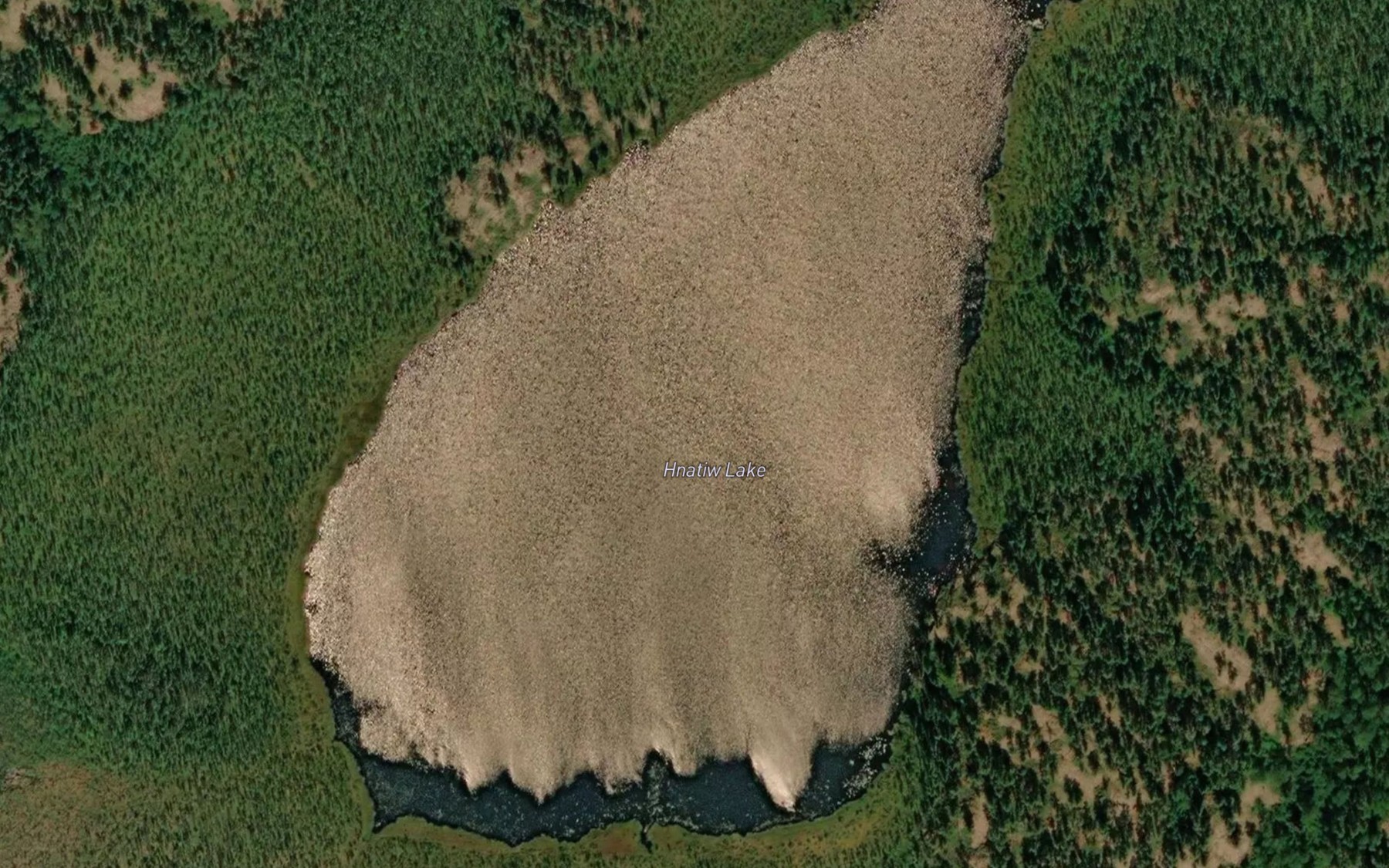 Satellite map of the Hnatiw Lake