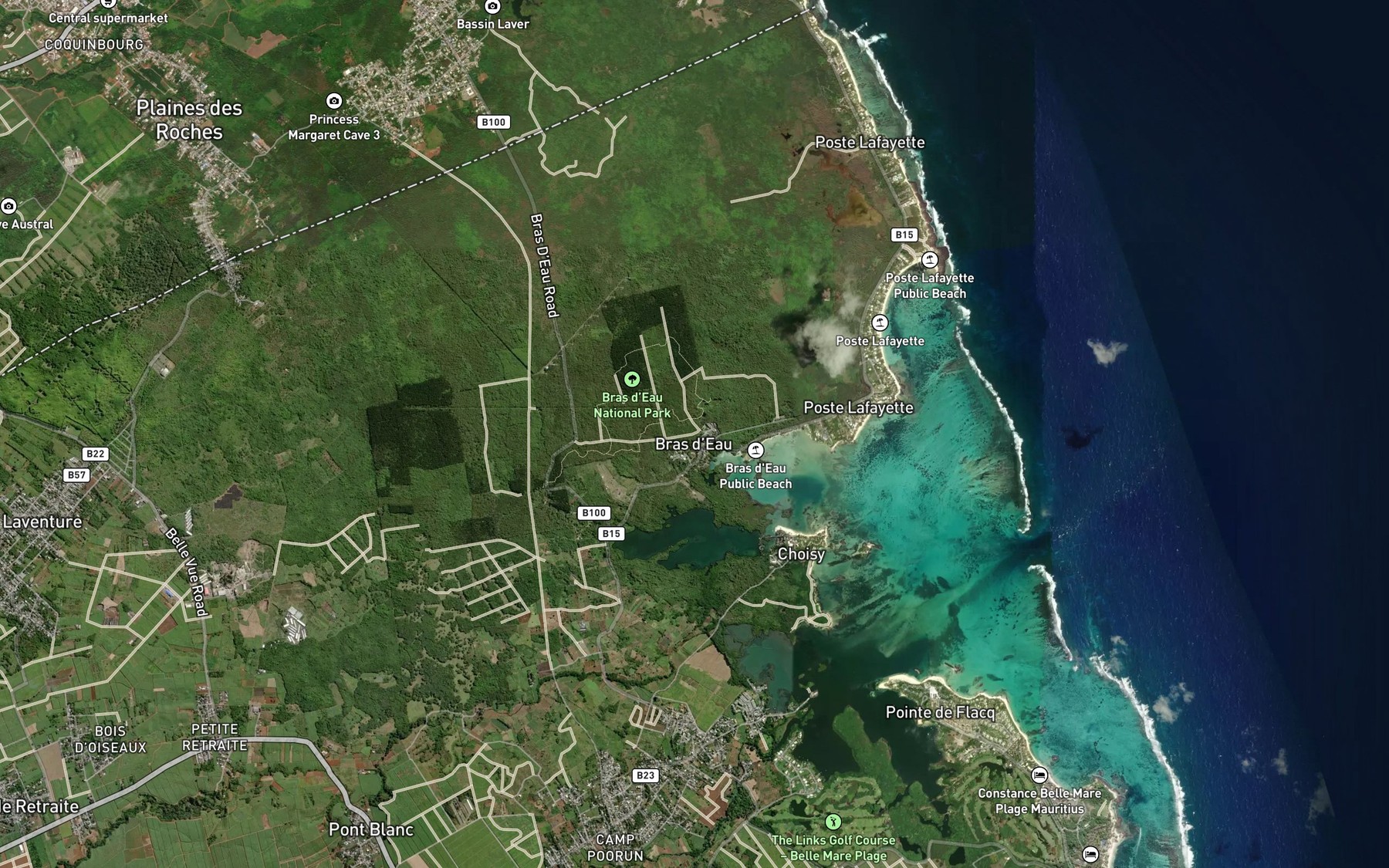 Satellite map of the Bras de Mer Belcourt