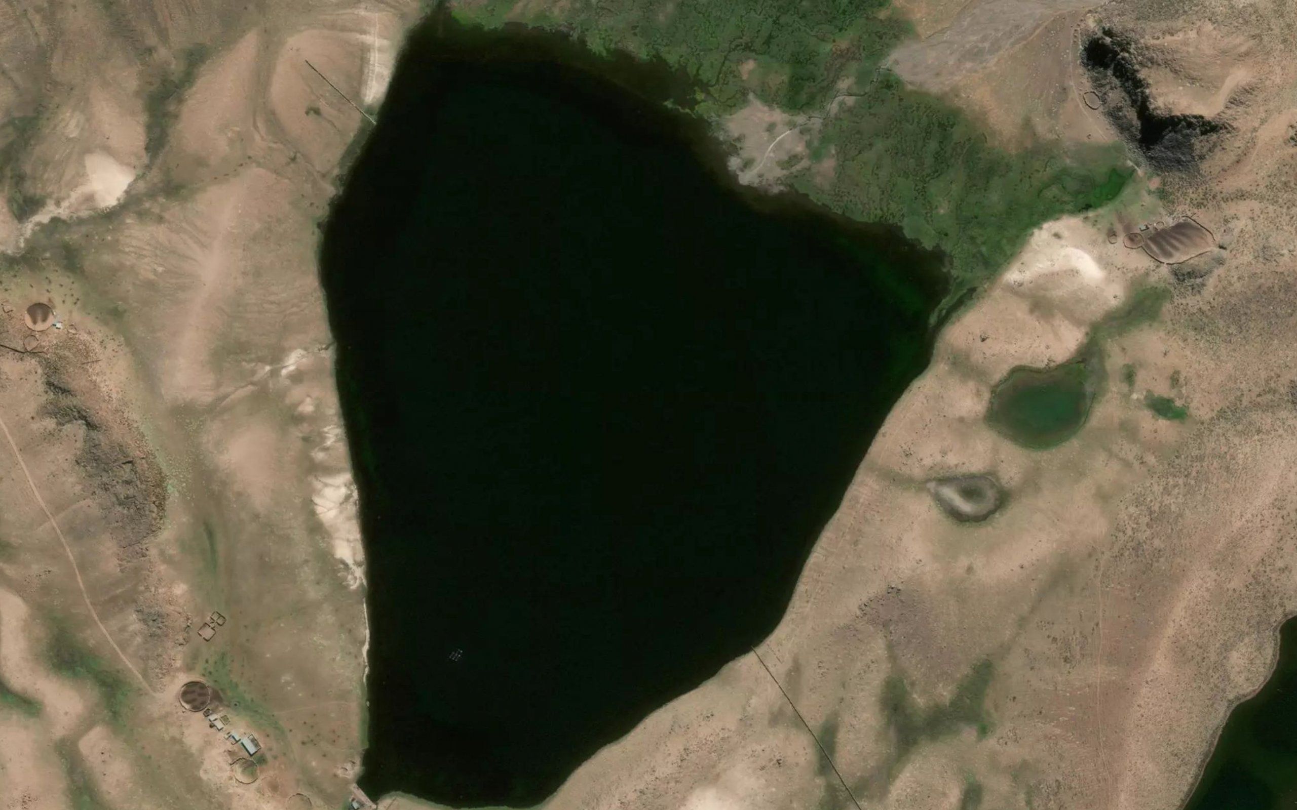 Laguna Tacamani