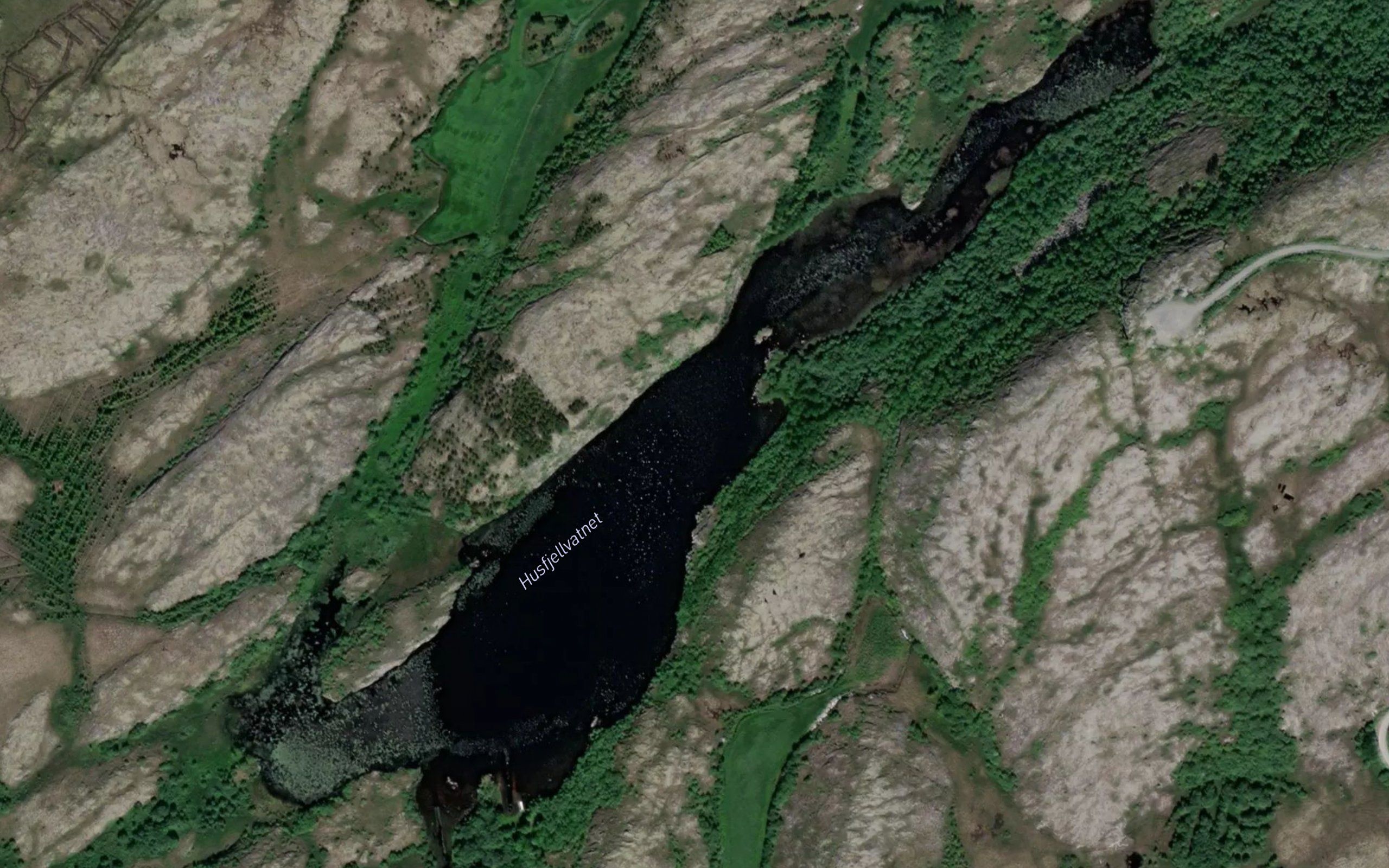 Husfjellvatnet