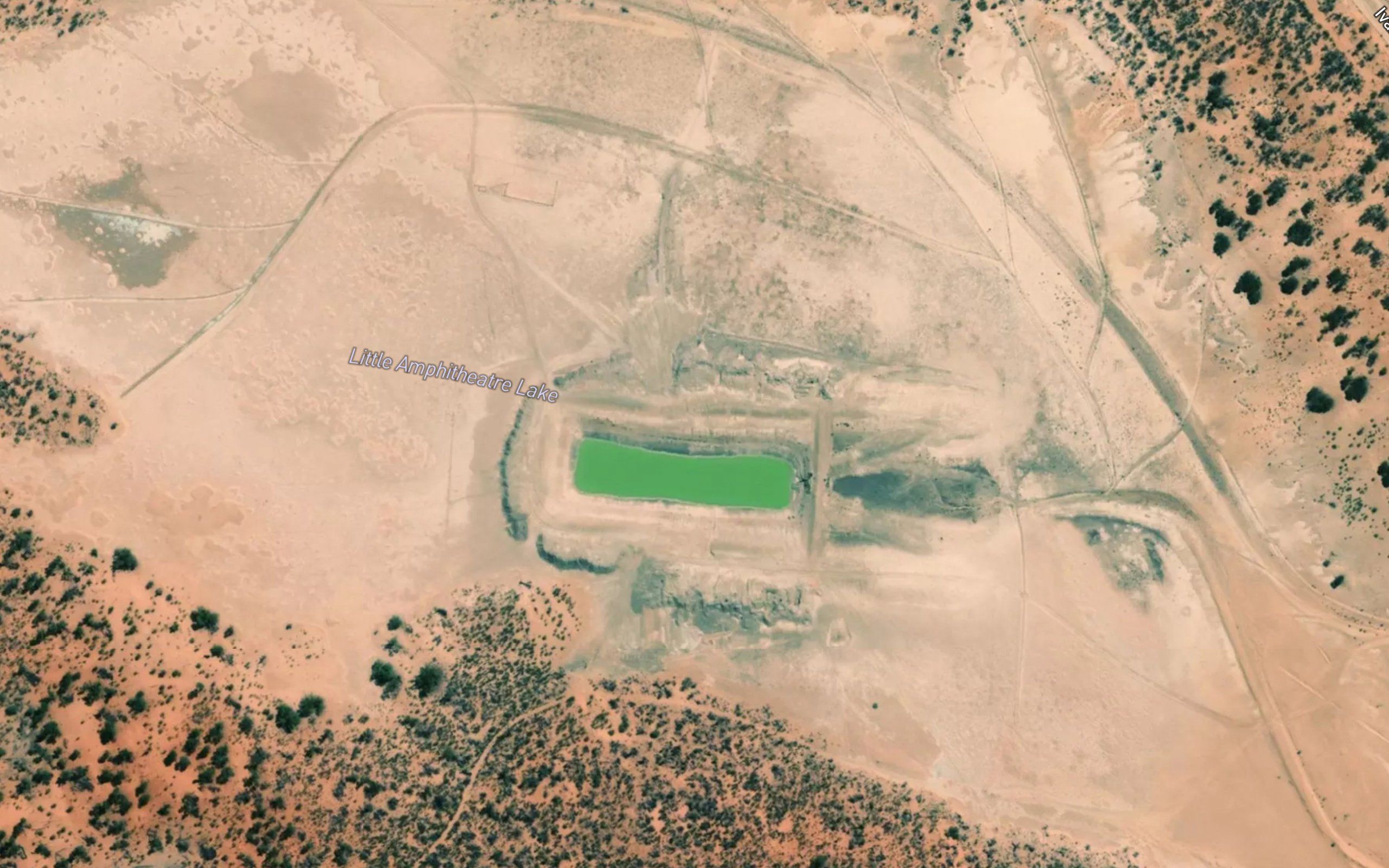 Little Amphitheatre Lake