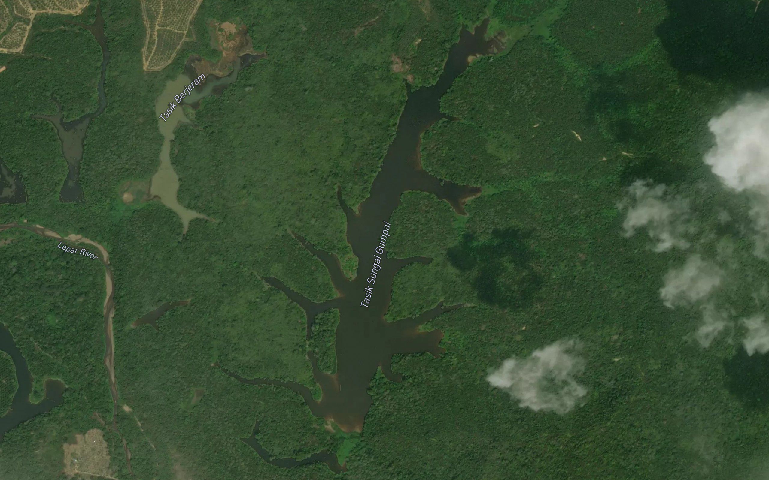 Tasik Sungai Gumpai