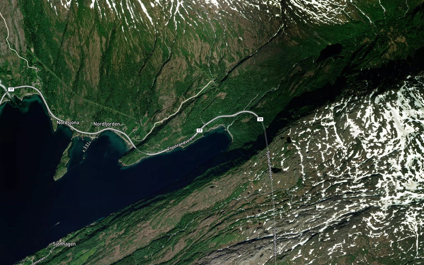 Satellite map of the Labukta