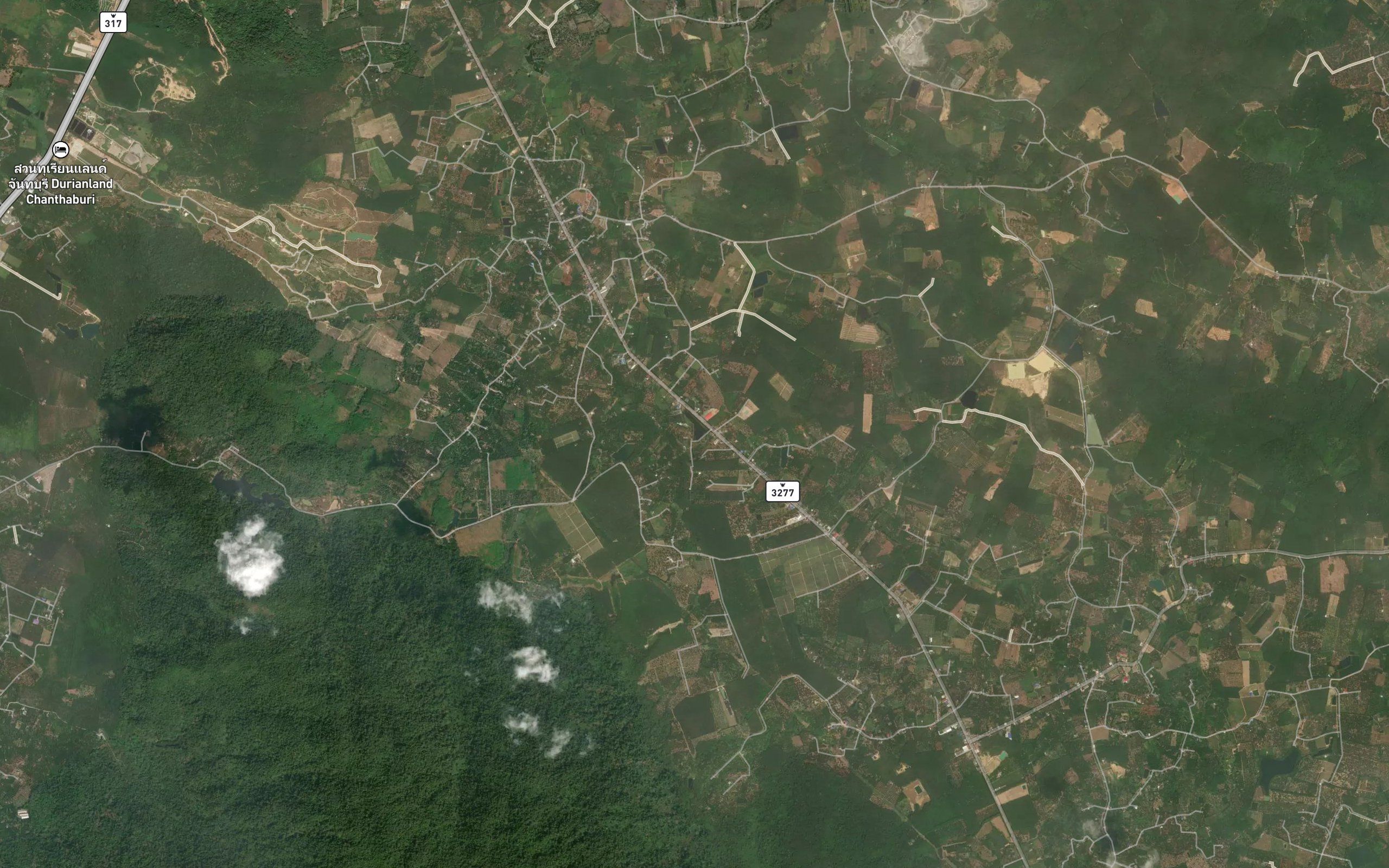 Sa Nam Ban Suan Saeng Thong
