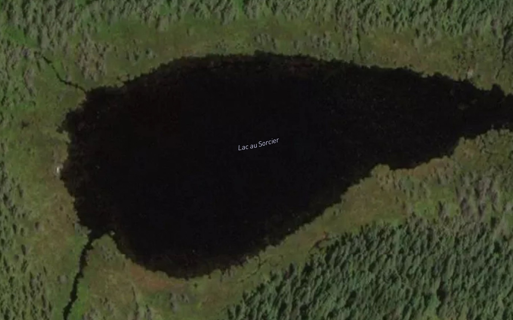 Satellite map of the Lac au Sorcier