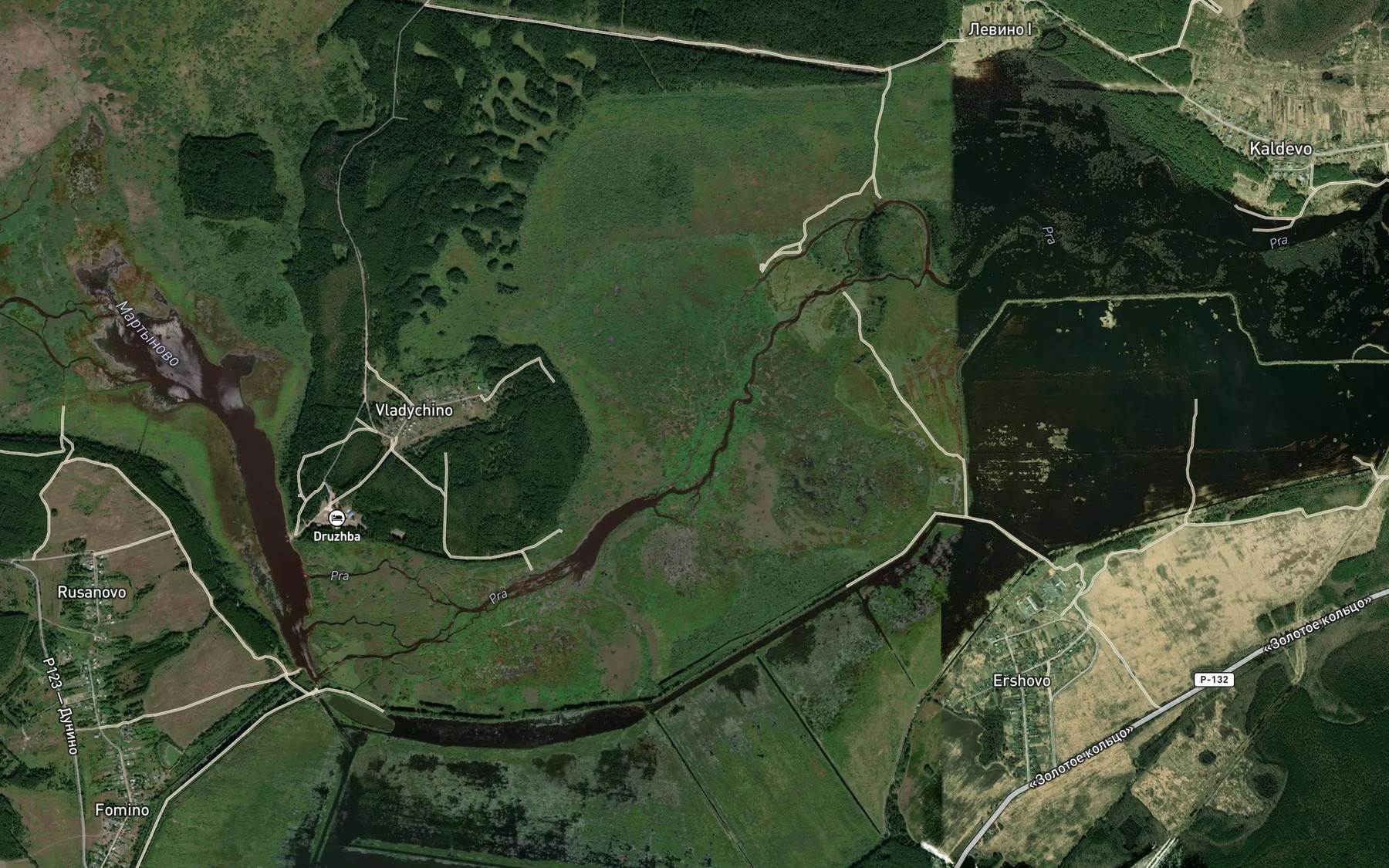 Satellite map of the Ozero Martynovo