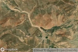 Cheshmeh-ye Kolah Tam Tam