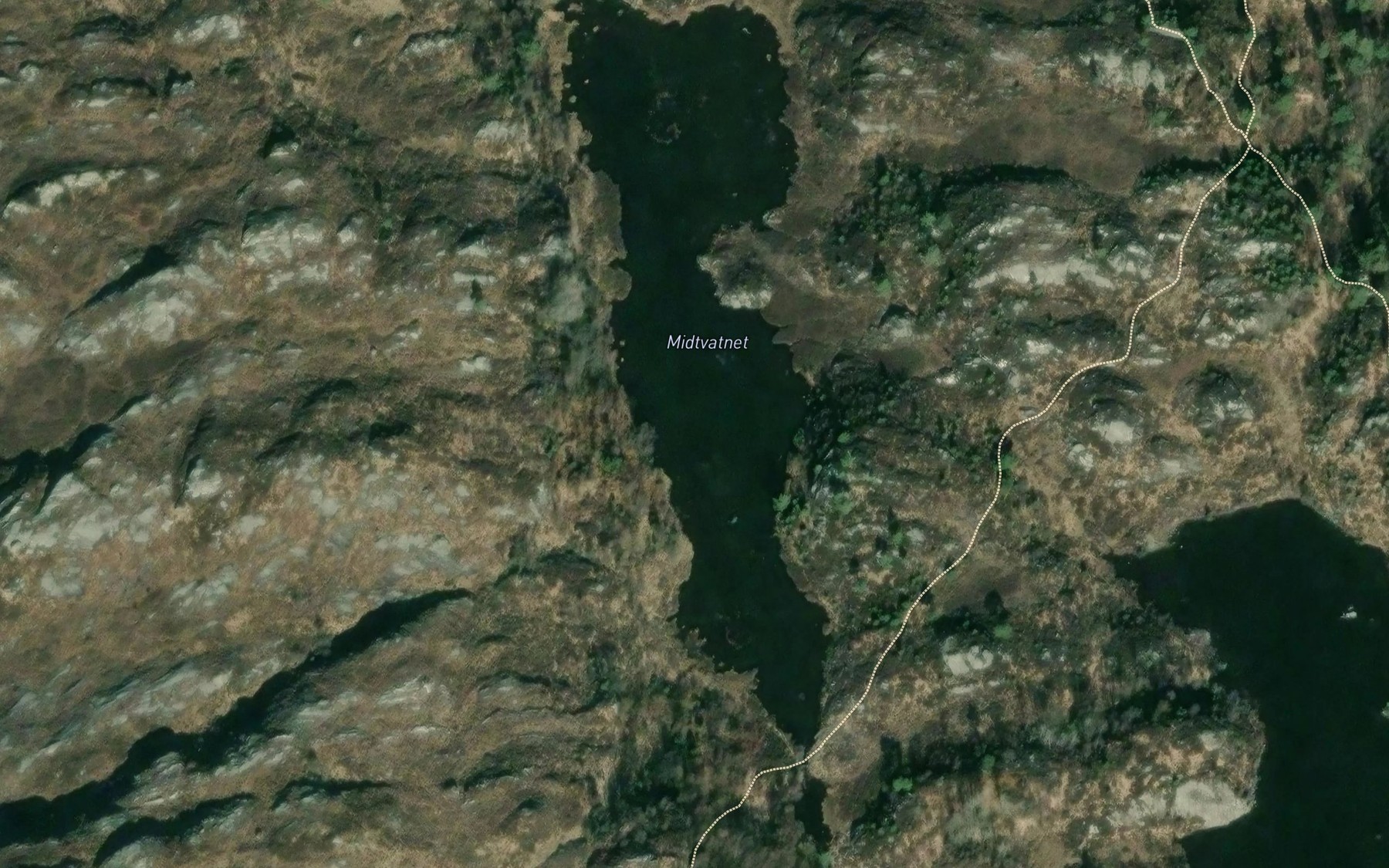 Satellite map of the Midtvatnet