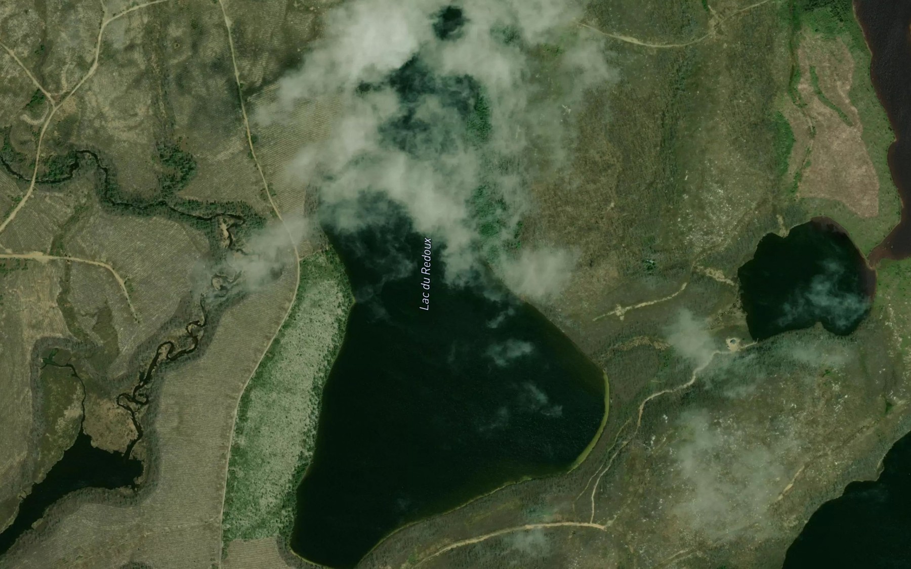 Satellite map of the Lac du Redoux
