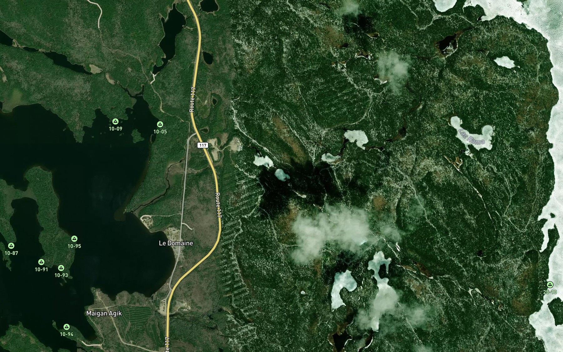 Satellite map of the Lac Essey