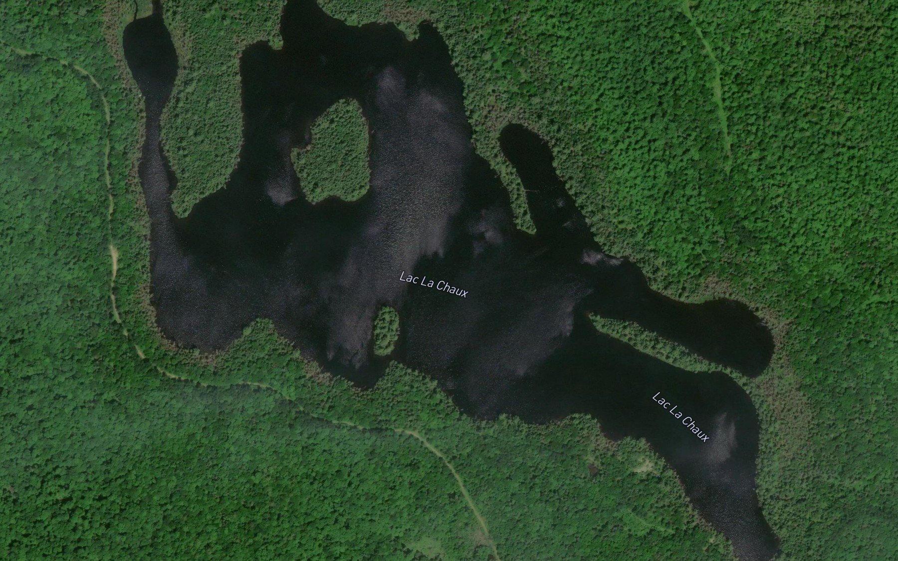 Satellite map of the Lac La Chaux