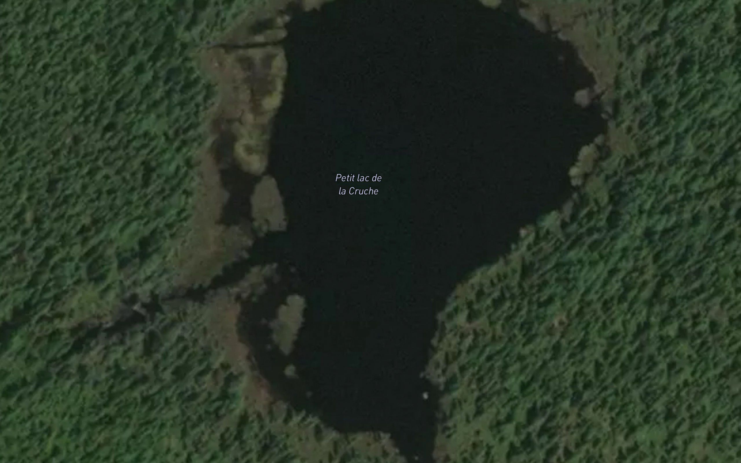 Petit lac de la Cruche
