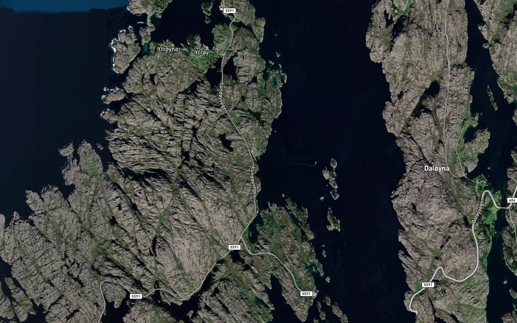 Satellite map of the Storskardvika