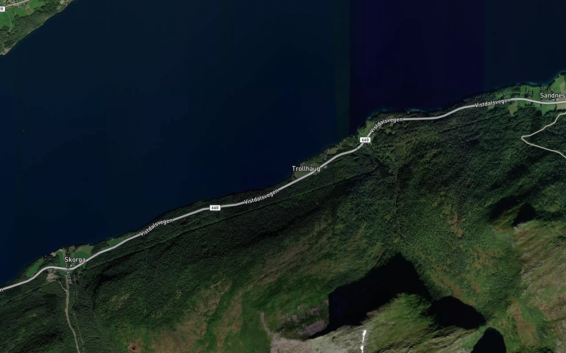 Satellite map of the Trollhaugbukta