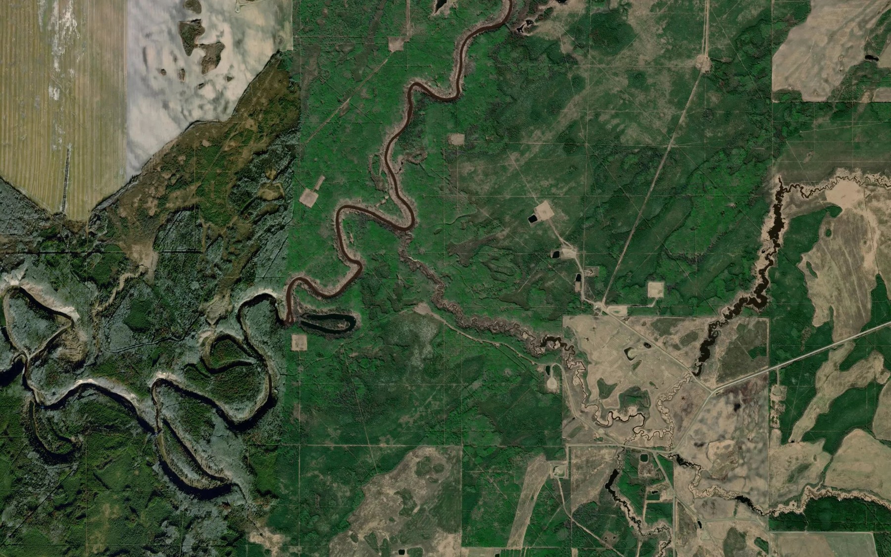 Satellite map of the Dede Creek