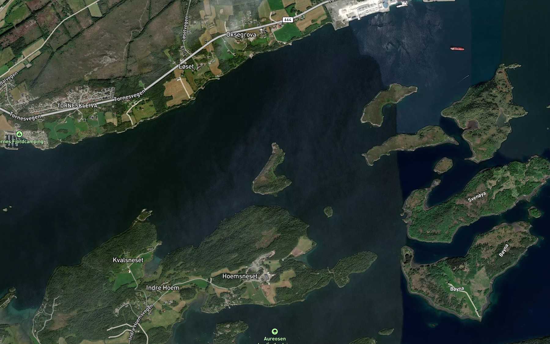 Satellite map of the Alvorbukta