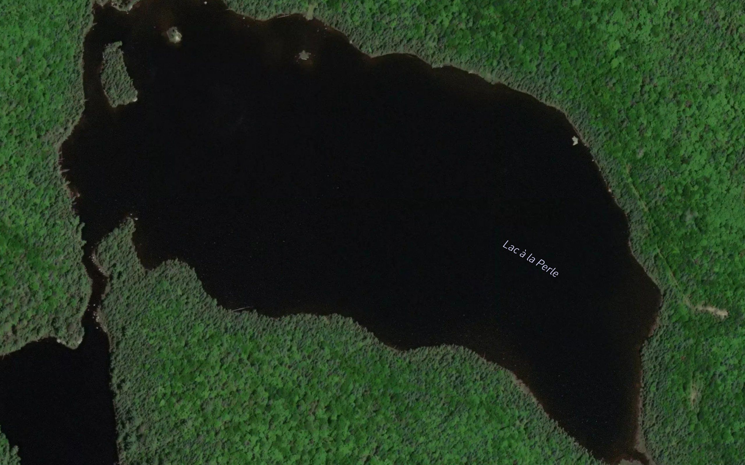 Lac a la Perle