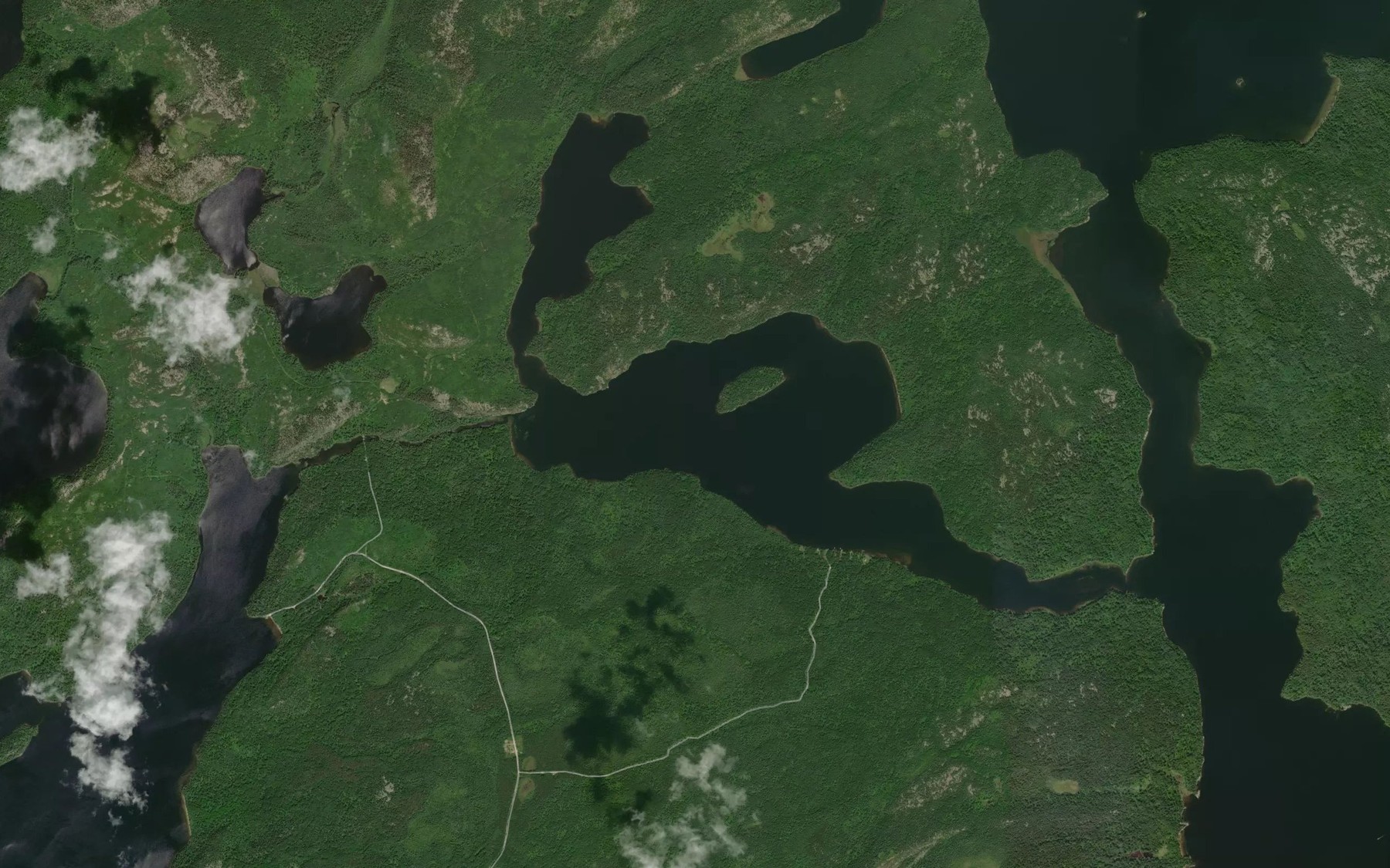 Satellite map of the Aerobus Bay