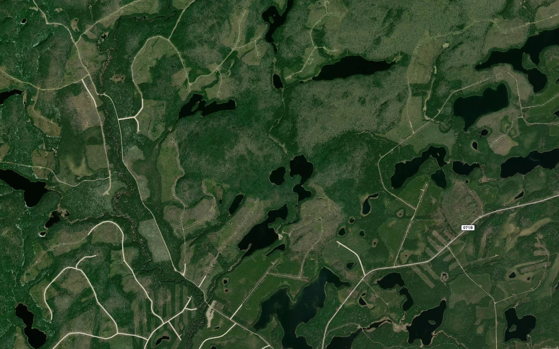 Satellite map of the Lac Molin