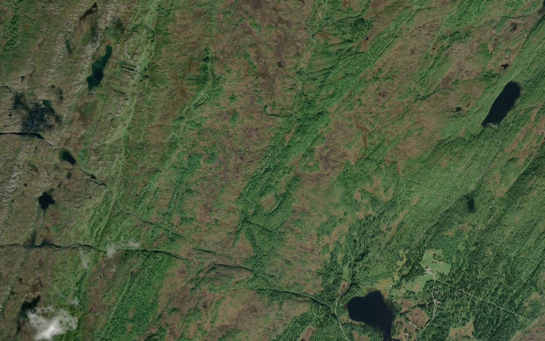 Satellite map of the Pilfjellelva