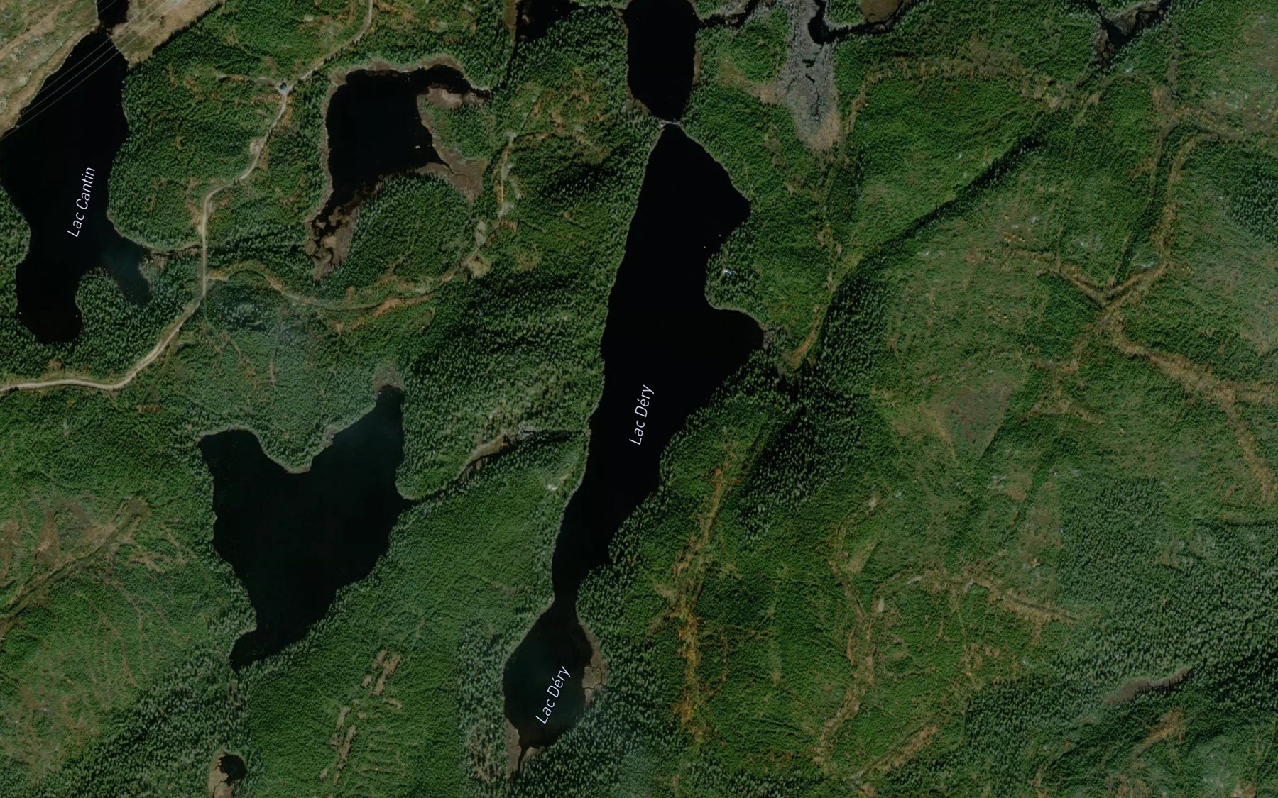 Satellite map of the Lac Dery