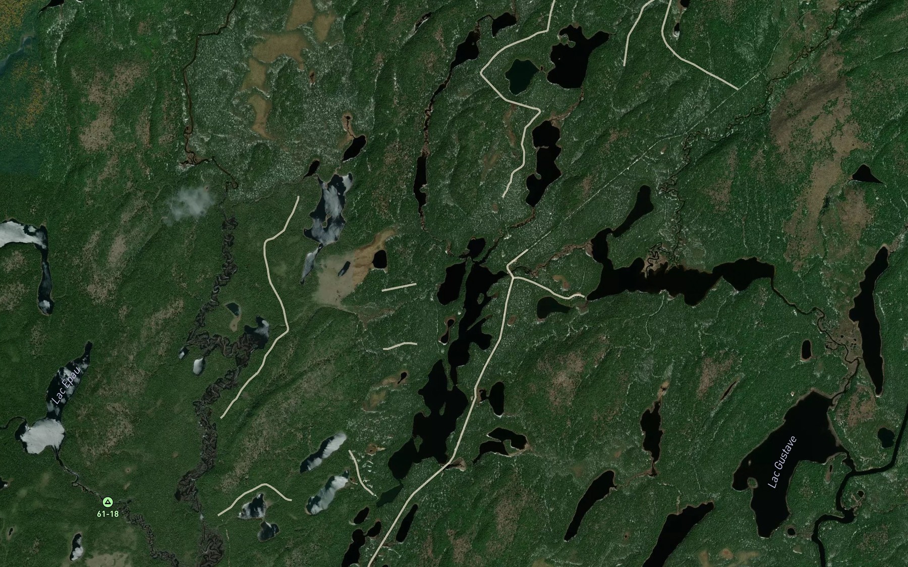 Satellite map of the Lac Liard