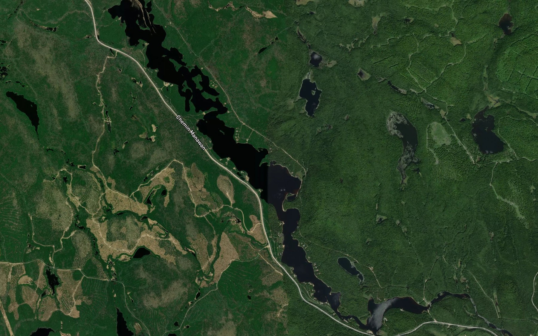 Satellite map of the Lac Charland