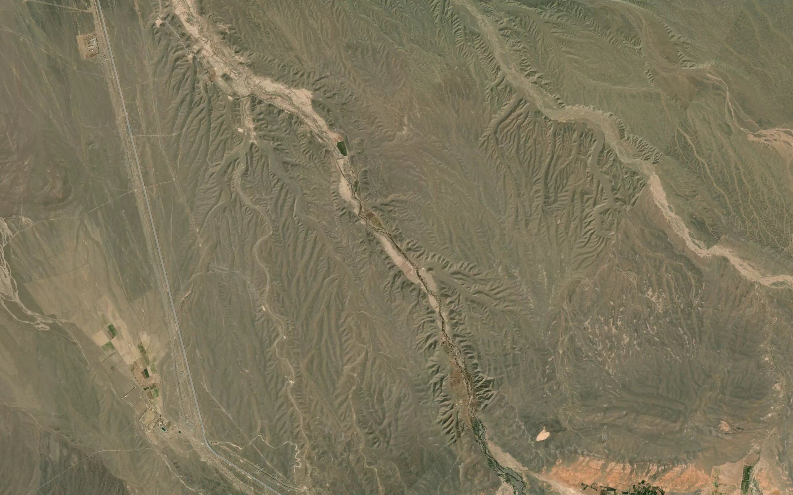 Kanal-e Simani-ye Ab
