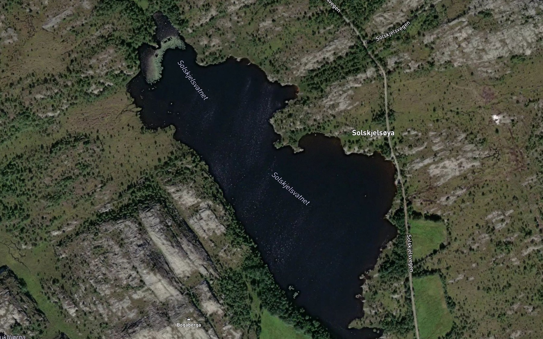 Satellite map of the Solskjelsvatnet