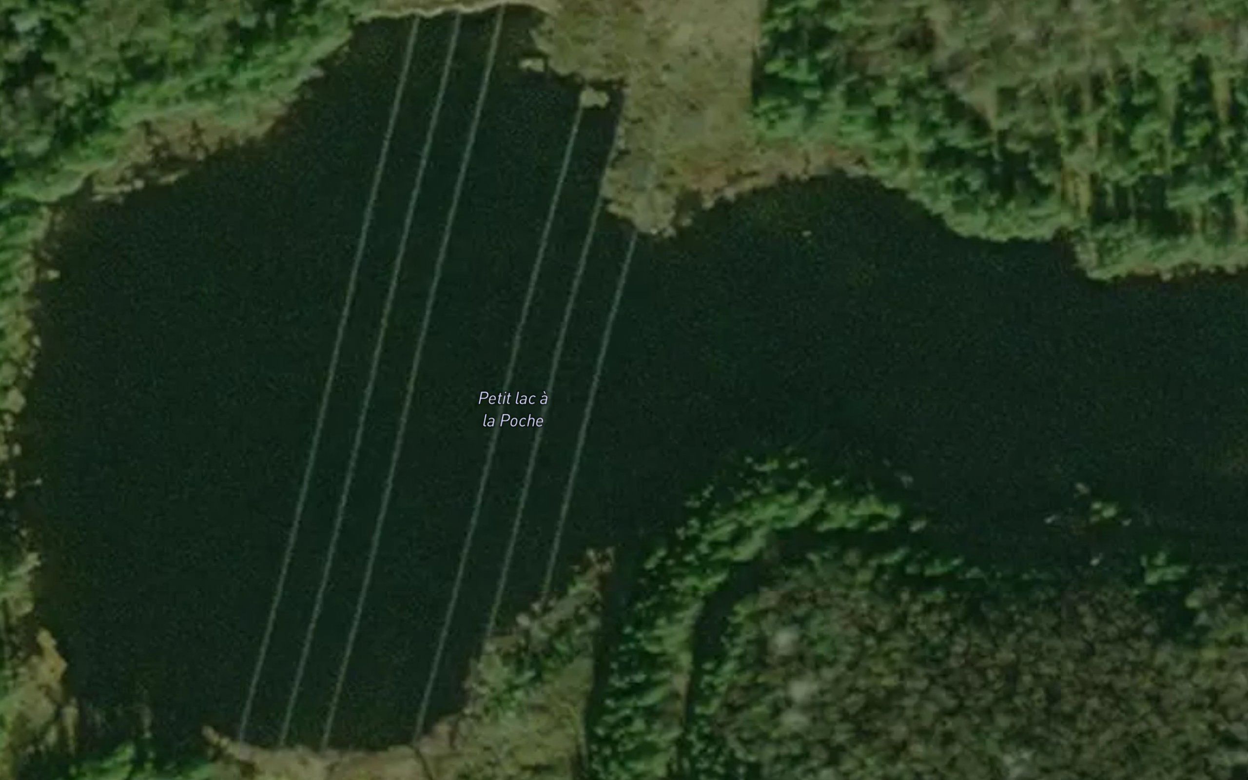 Petit lac a la Poche