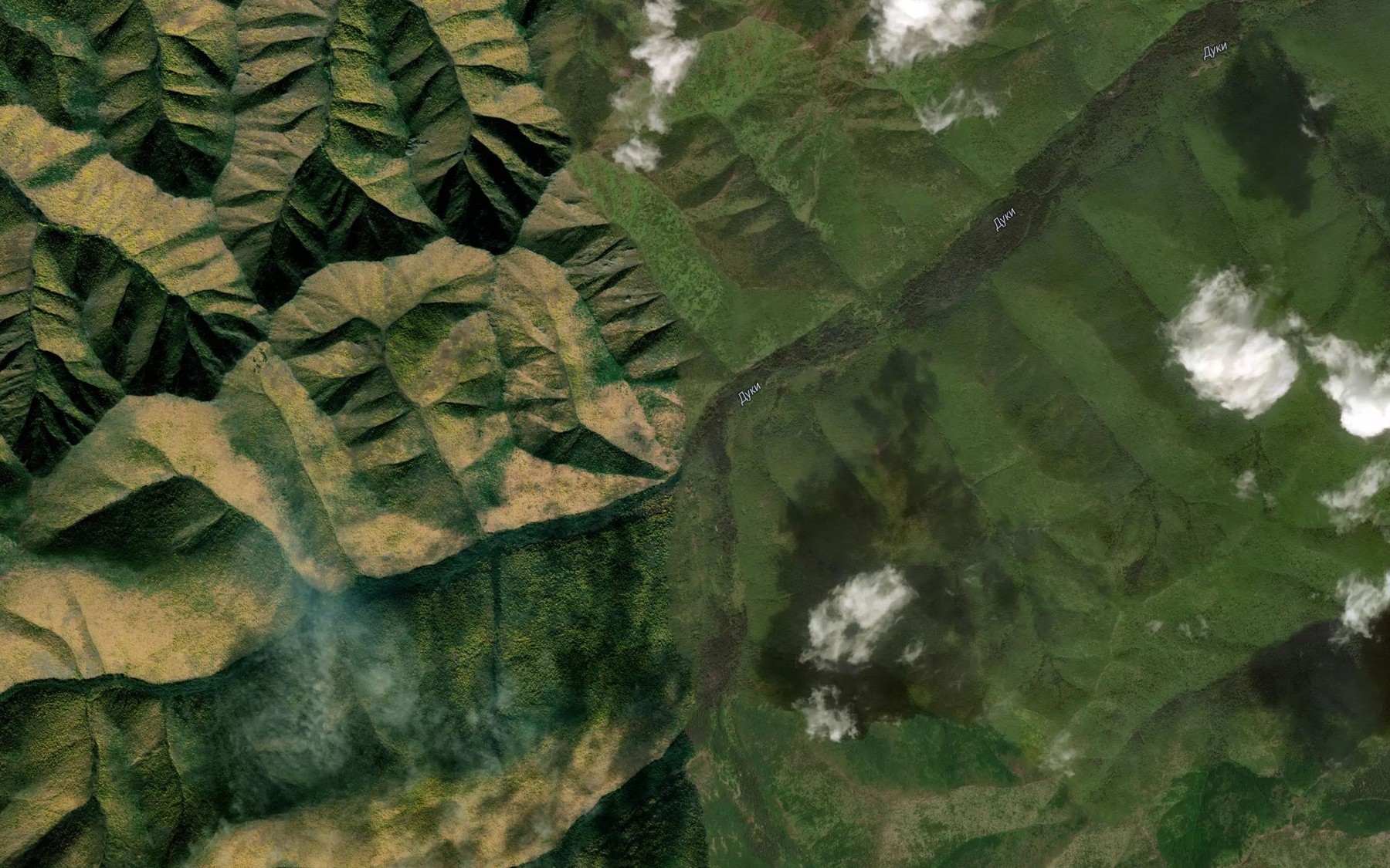 Satellite map of the Levyy Badzhal-Makit