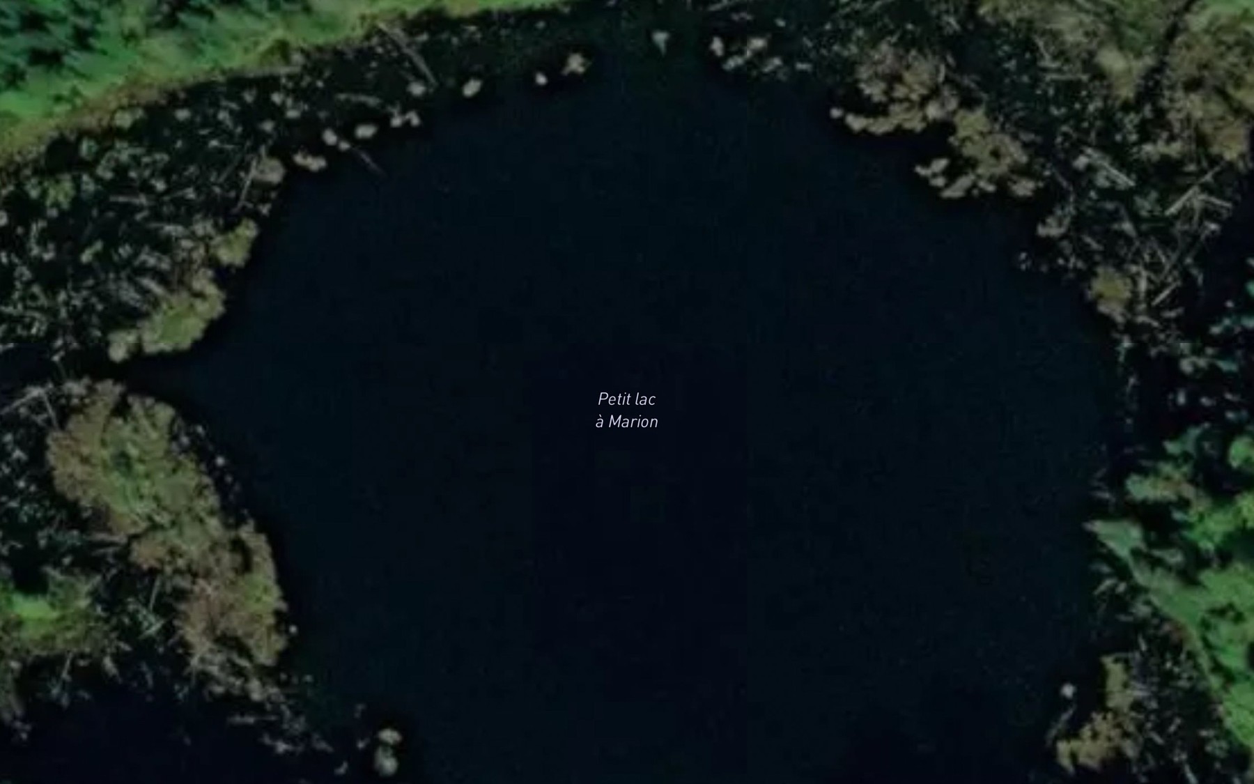 Satellite map of the Petit lac a Marion