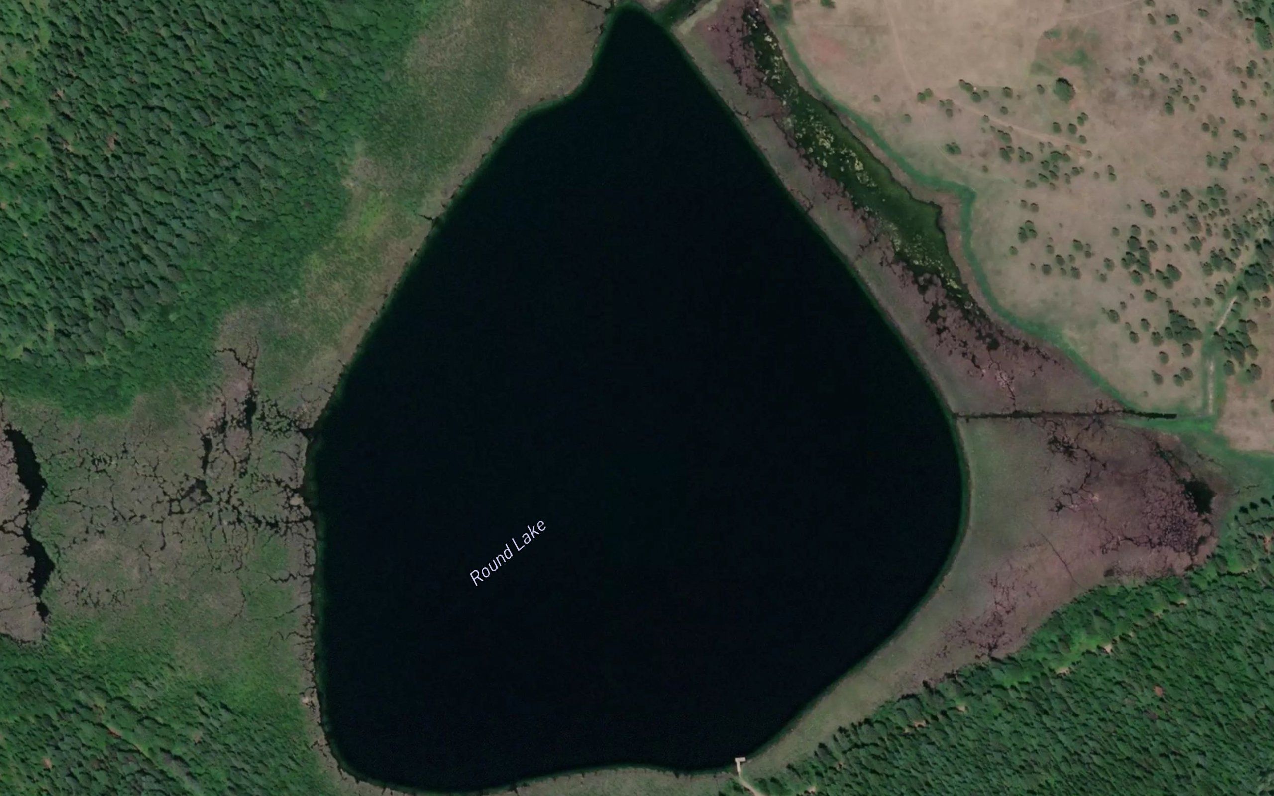 Round Lake