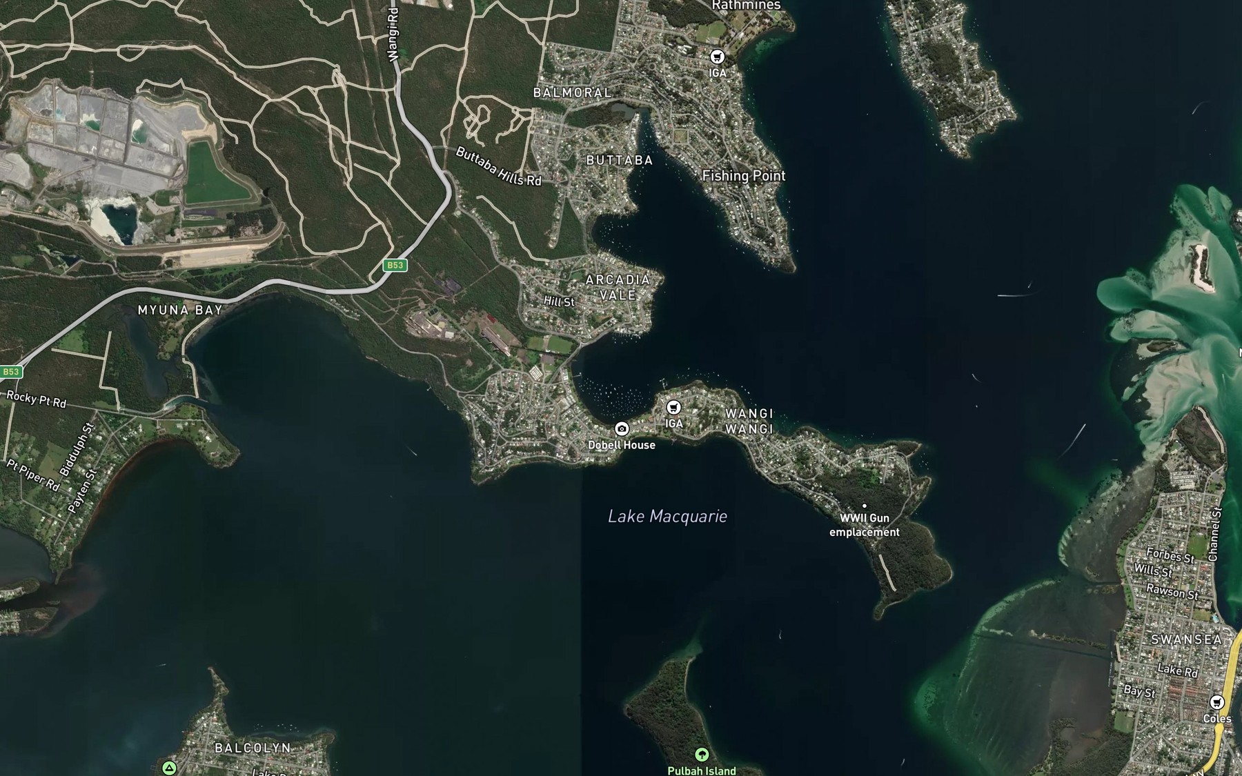 Satellite map of the Wangi Wangi Bay