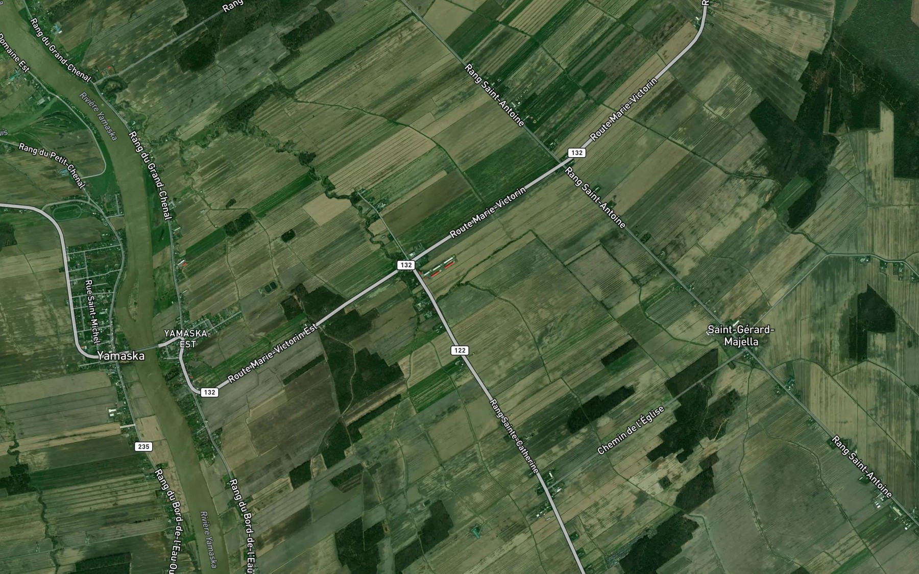 Satellite map of the Decharge du Petit Lac