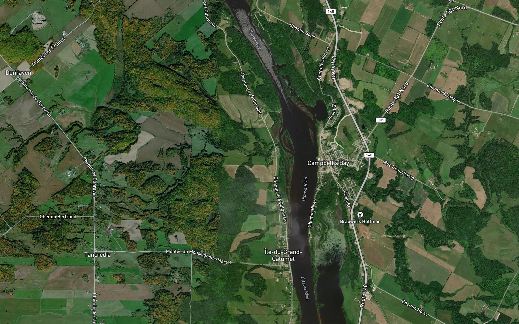 Satellite map of the Crique a Lasalle