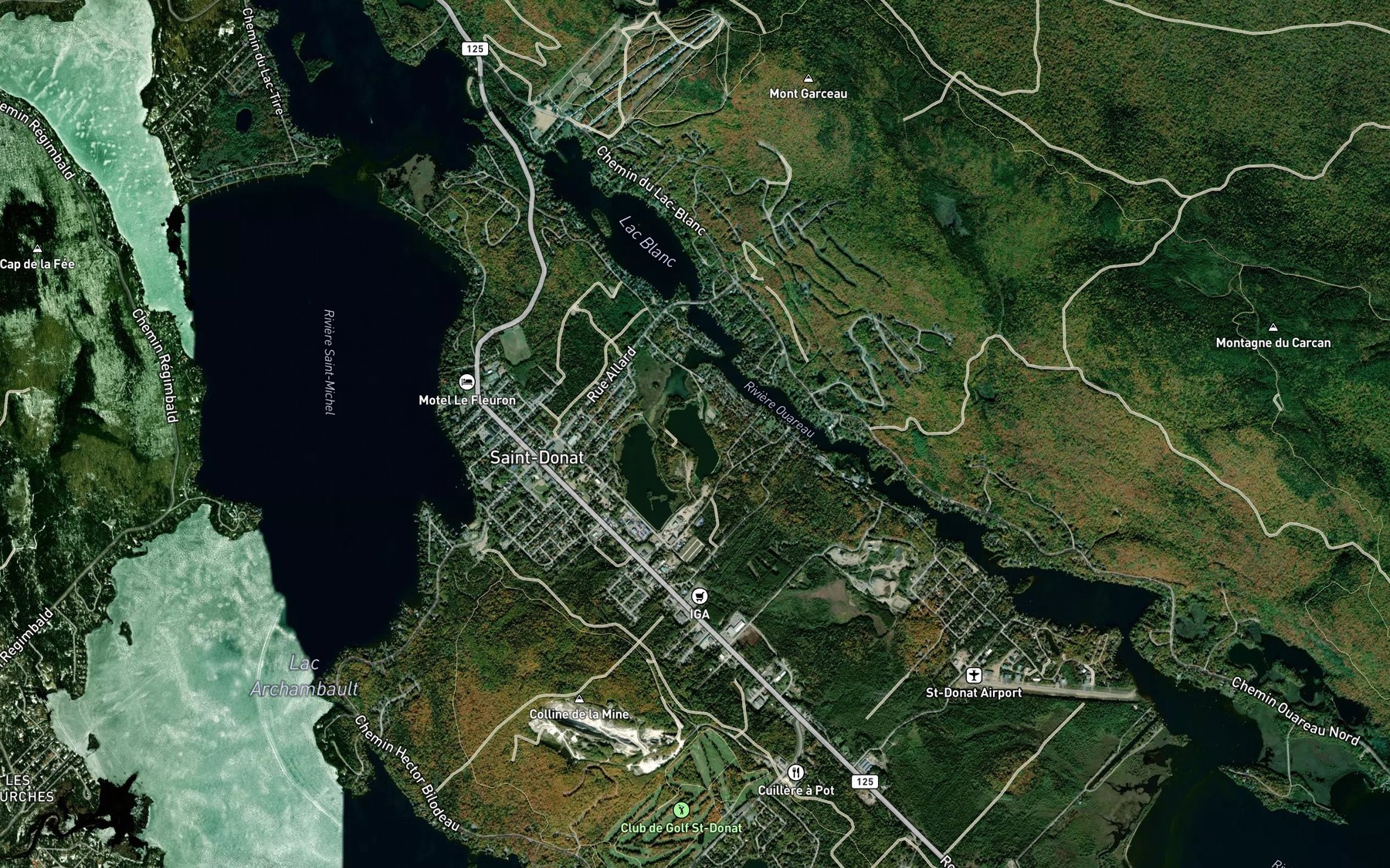 Satellite map of the Lac Charette