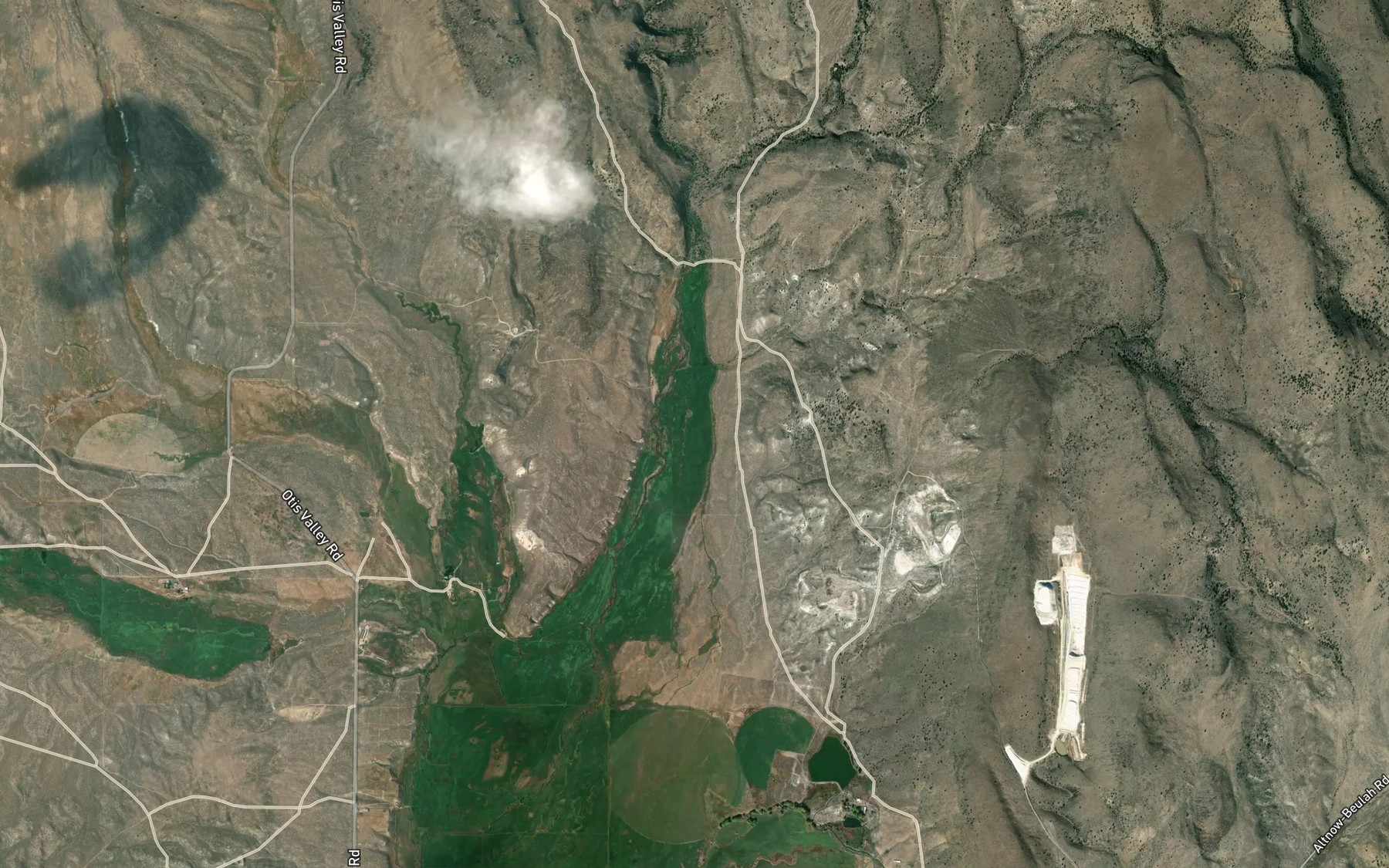 Satellite map of the Altnow Ditch