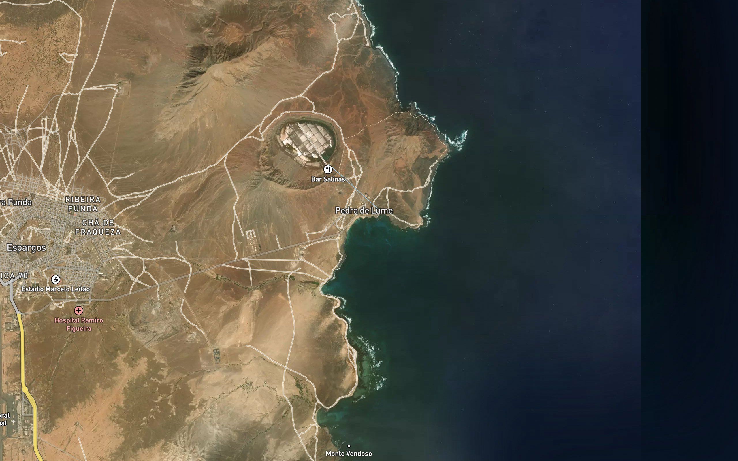 Porto de Pedra Lume