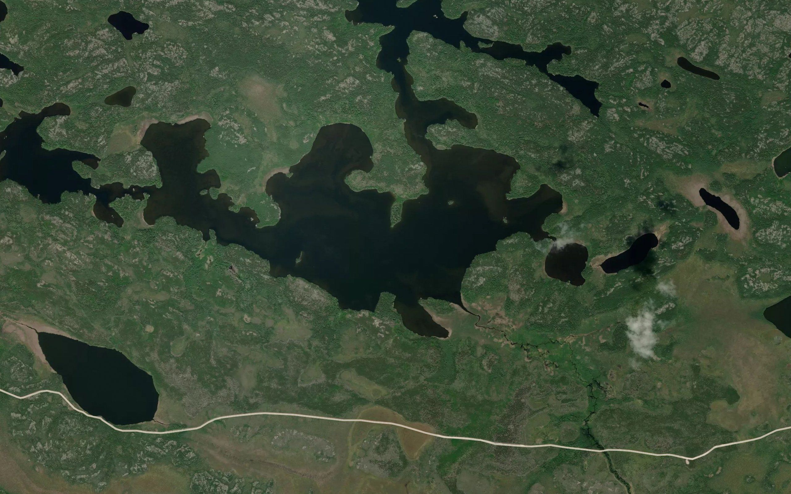 Maseenapeekeenekin Lake