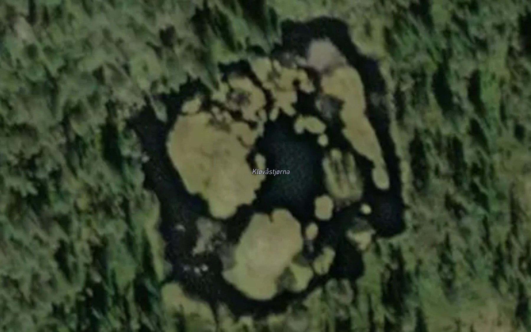 Satellite map of the Klovastjorna