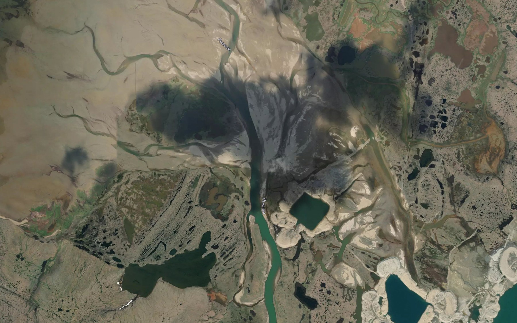 Satellite map of the Ryveyem