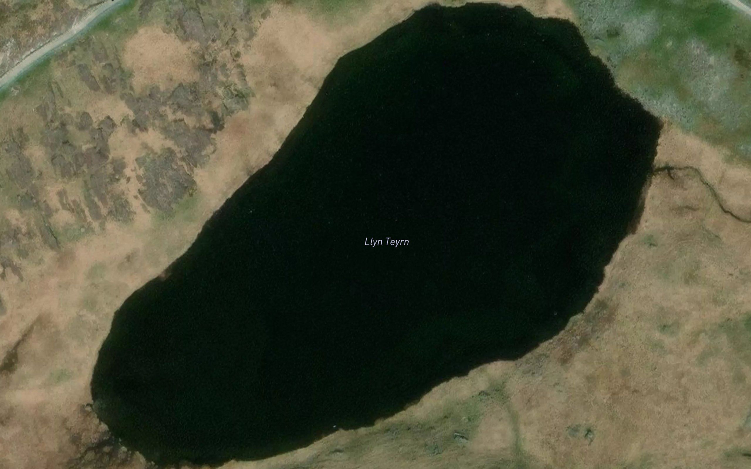 Llyn Teyrn