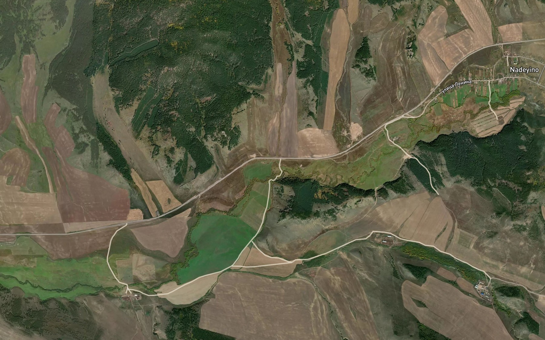 Satellite map of the Poperechnaya